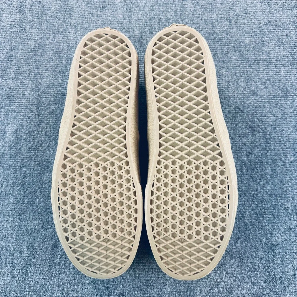 Vans Asher Classic Slip-On Frost Gray Suede Gum Sole Mens 8.5 Sneakers Shoes